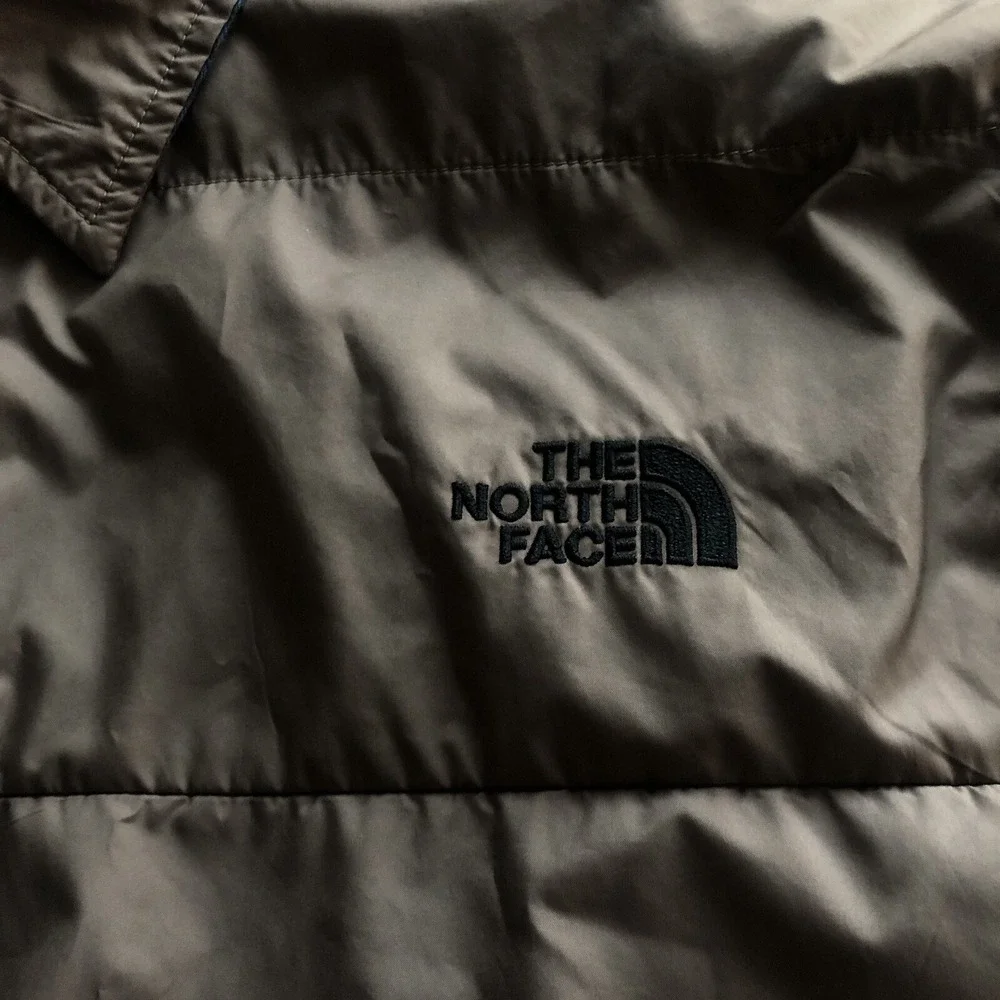 The North Face Khaki Long Sleeve Reversible‎ Plaid Pattern Jacket Mens Size M